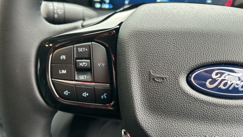 Ford Transit Custom 280 L1 Diesel Fwd 2.0 EcoBlue 136ps H1 Van Limited